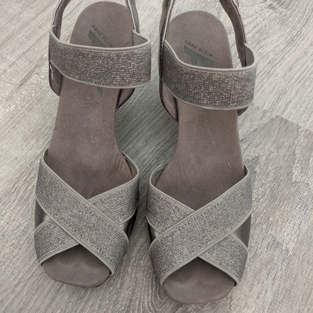 Anne Klein Silver Heels Akwilamina sz 5